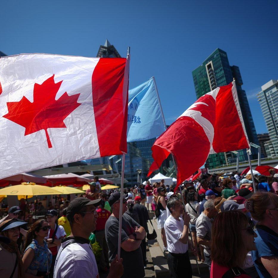 Almost half of 好色tvs say they have seen systemic racism in their province: poll